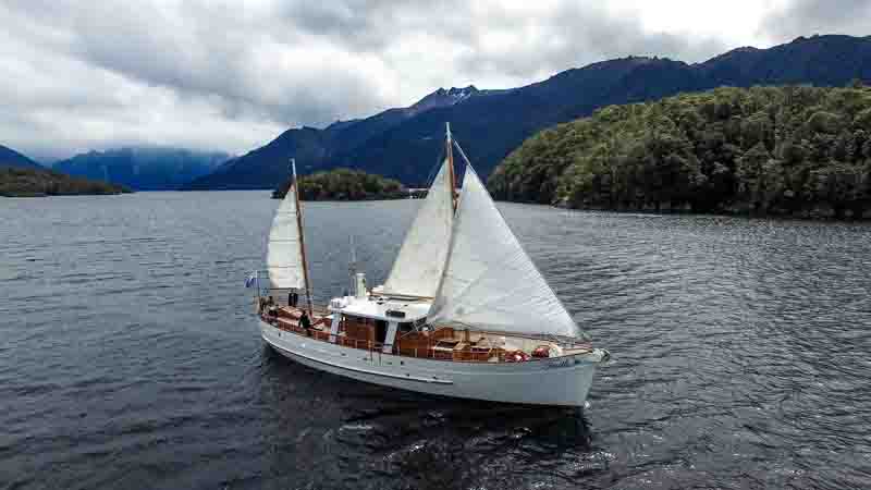 Step aboard The Faith for an exceptional cruising experience over the waters of the magnificent Fiordland National Park.